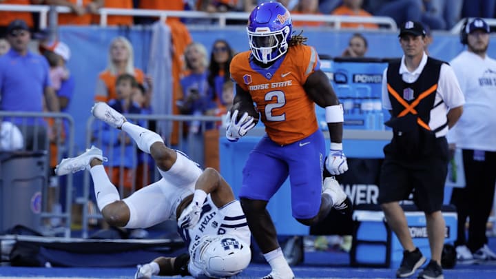 Ashton Jeanty is off to the races against Utah State after making a move. Jeanty fell to the Bears in another mock draft by a top analyst. Ashton Jeanty is off to the races against Utah State after making a move. Jeanty fell to the Bears in another mock draft by a top analyst.