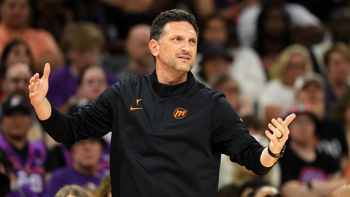 Mercury coach Nate Tibbetts did not agree with the suspension of Alyssa Thomas.