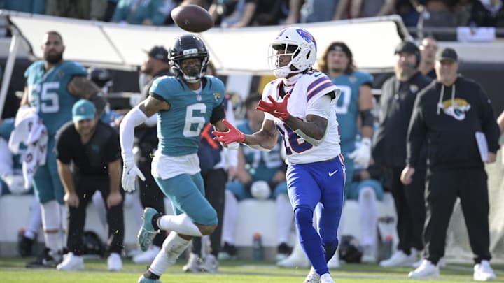 Buffalo Bills wide receiver Brandin Cooks (18) catches a pass against the Jacksonville Jaguars during the second half in an AFC Wild Card Round game at EverBank Stadium.