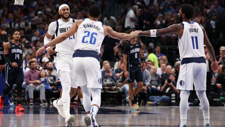 Dallas Mavericks, Daniel Gafford, Spencer Dinwiddie, Kyrie Irving