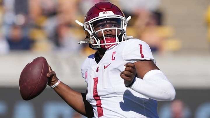 Nov 11, 2023; Berkeley, California, USA; Washington State Cougars quarterback Cameron Ward (1)