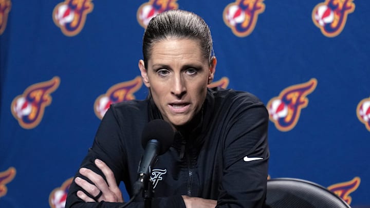 Aug 31, 2025; San Francisco, California, USA; Indiana Fever head coach Stephanie White talks to media members before the game against the Golden State Valkyries at Chase Center. Mandatory Credit: Darren Yamashita-Imagn Images Aug 31, 2025; San Francisco, California, USA; Indiana Fever head coach Stephanie White talks to media members before the game against the Golden State Valkyries at Chase Center. Mandatory Credit: Darren Yamashita-Imagn Images