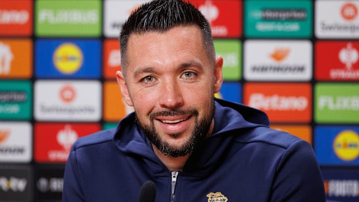 Porto MD-1 Press Conference and Training Session Porto MD-1 Press Conference and Training Session