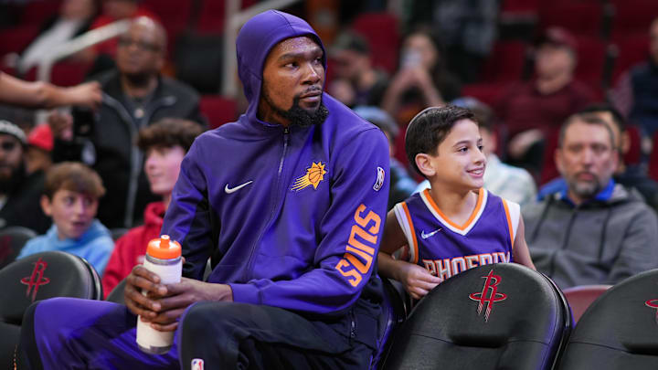 Phoenix Suns v Houston Rockets
