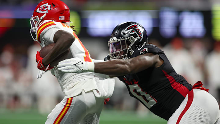 The Atlanta Falcons put outside linebacker Lorenzo Carter on injured reserve Saturday.