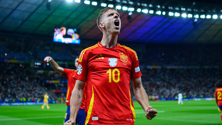 Olmo celebró la victoria de España en la Eurocopa