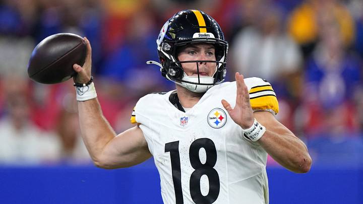 Aug 27, 2026; Orchard Park, New York, USA;  Pittsburgh Steelers quarterback Will Howard (18) passes the ball against the Buffalo Bills during the third quarter at New Highmark Stadium.  Mandatory Credit: Gregory Fisher-Imagn Images