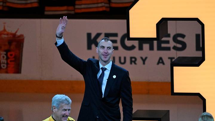 Jan 15, 2026; Boston, Massachusetts, USA; Boston Bruins former captain Zdeno Chara is introduced at a ceremony to retire his number before a game between the Boston Bruins and the Seattle Kraken at TD Garden. Mandatory Credit: Eric Canha-Imagn Images Jan 15, 2026; Boston, Massachusetts, USA; Boston Bruins former captain Zdeno Chara is introduced at a ceremony to retire his number before a game between the Boston Bruins and the Seattle Kraken at TD Garden. Mandatory Credit: Eric Canha-Imagn Images