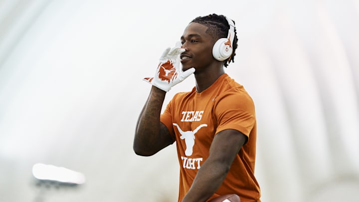 Texas WR Johntay Cook II sporting Beats by Dre headphones (Photo credit: Beats) Texas WR Johntay Cook II sporting Beats by Dre headphones (Photo credit: Beats)