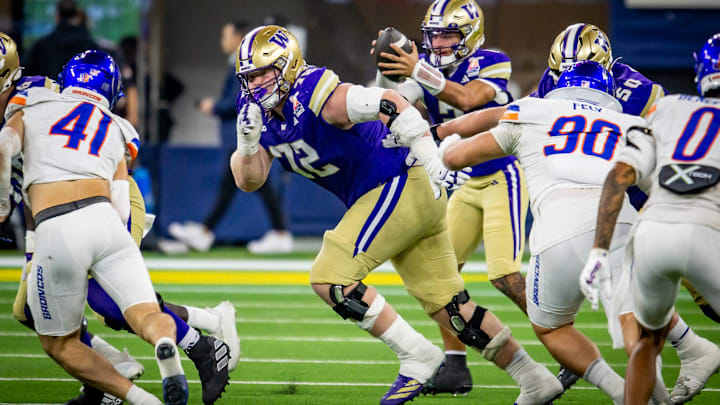 John Mills is a fearsome player at 6-foot-6 and 342 pounds who can run. 