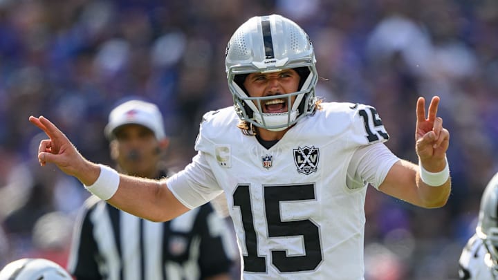 Sep 15, 2024; Baltimore, Maryland, USA; Las Vegas Raiders quarterback Gardner Minshew (15) calls a play at the line of scrimmage during the second half against the Baltimore Ravens at M&T Bank Stadium. Mandatory Credit: Reggie Hildred-Imagn Images