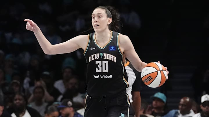 Sep 29, 2024; Brooklyn, New York, USA; New York Liberty forward Breanna Stewart (30) dribbles the ball against the Las Vegas Aces during game one of the 2024 WNBA Semi-finals at Barclays Center. Mandatory Credit: Gregory Fisher-Imagn Images Sep 29, 2024; Brooklyn, New York, USA; New York Liberty forward Breanna Stewart (30) dribbles the ball against the Las Vegas Aces during game one of the 2024 WNBA Semi-finals at Barclays Center. Mandatory Credit: Gregory Fisher-Imagn Images