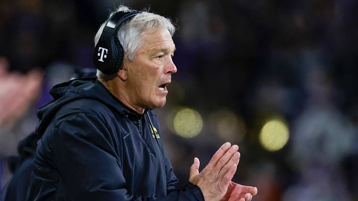 Oct 9, 2026; Seattle, Washington, USA; Iowa Hawkeyes head coach Kirk Ferentz reacts to a successful extra point kick against the Washington Huskies during the first quarter at Husky Stadium. Mandatory Credit: Joe Nicholson-Imagn Images Oct 9, 2026; Seattle, Washington, USA; Iowa Hawkeyes head coach Kirk Ferentz reacts to a successful extra point kick against the Washington Huskies during the first quarter at Husky Stadium. Mandatory Credit: Joe Nicholson-Imagn Images
