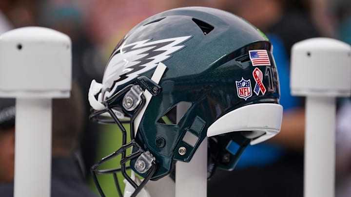 Sep 14, 2025; Kansas City, Missouri, USA; A general view of a Philadelphia Eagles helmet against the Kansas City Chiefs during the game at GEHA Field at Arrowhead Stadium. Mandatory Credit: Denny Medley-Imagn Images Sep 14, 2025; Kansas City, Missouri, USA; A general view of a Philadelphia Eagles helmet against the Kansas City Chiefs during the game at GEHA Field at Arrowhead Stadium. Mandatory Credit: Denny Medley-Imagn Images