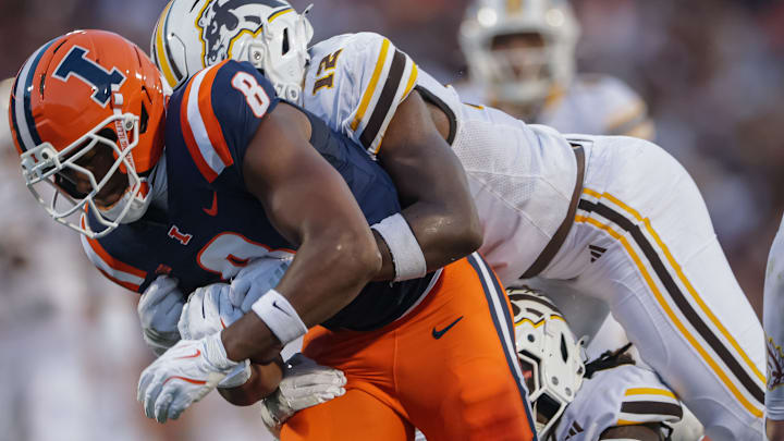 Western Michigan v Illinois
