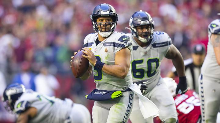 Seattle Seahawks quarterback Russell Wilson (3) against the Arizona Cardinals at State Farm Stadium.