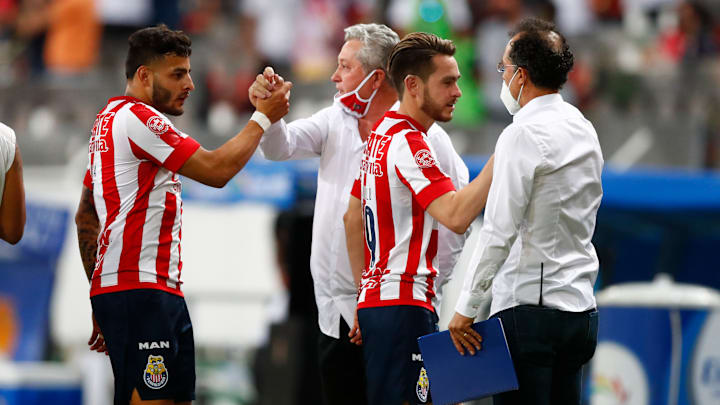 Alexis Vega sigue sin renovar con Chivas