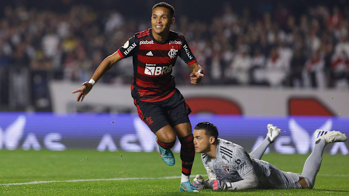 Flamengo venceu a quinta seguida no Brasileirão 2022