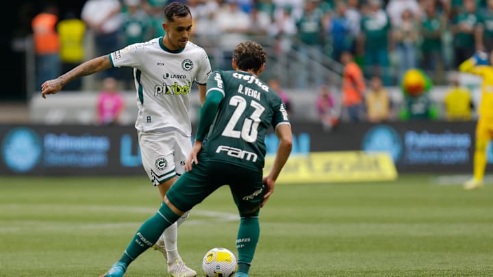 Goiás e Palmeiras voltam a campo após boas vitórias no meio de semana Goiás e Palmeiras voltam a campo após boas vitórias no meio de semana