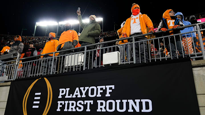 Tennessee Volunteers fans watch warm ups prior to the College Football Playoff first round game against the Ohio State Buckeyes at Ohio Stadium.