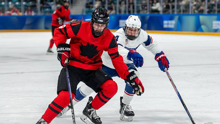 Jan 30, 2024; Gangwon-do, KOR; Tynan Lawrence (CAN) skates with the puck while under pressure from AJ Francisco (USA) in the Ice Hockey Men s 6-on-6 Tournament Semifinals between Canada and (USA) at the Gangneung Hockey Centre. The Winter Youth Olympic Games, Gangwon, South Korea, Tuesday 30 January 2024. Mandatory Credit: OIS/Thomas Lovelock-Imagn Images Jan 30, 2024; Gangwon-do, KOR; Tynan Lawrence (CAN) skates with the puck while under pressure from AJ Francisco (USA) in the Ice Hockey Men s 6-on-6 Tournament Semifinals between Canada and (USA) at the Gangneung Hockey Centre. The Winter Youth Olympic Games, Gangwon, South Korea, Tuesday 30 January 2024. Mandatory Credit: OIS/Thomas Lovelock-Imagn Images