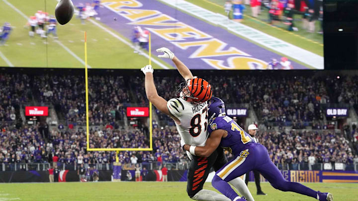 Thursday night's game between the Cincinnati Bengals and Baltimore Ravens ended with officiating controversy due to what appeared to be a missed call on the Bengals' final two-point conversion attempt.