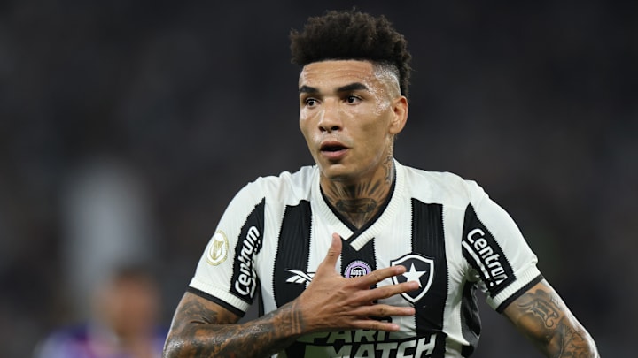 Igor Jesus é um dos grandes destaques do Botafogo na temporada.