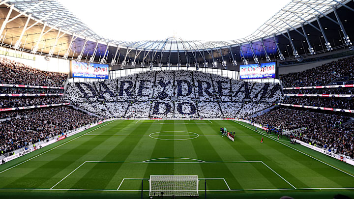 Le Stade de Tottenham a été vandalisé. Le Stade de Tottenham a été vandalisé.