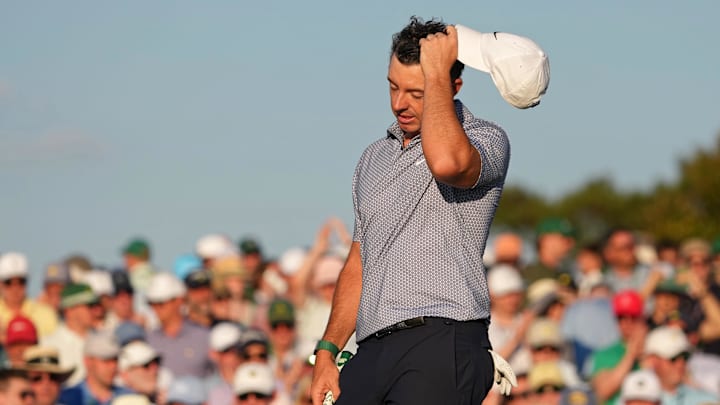 Rory McIlroy remains the betting favorite to win the 2026 Masters despite losing his significant lead on Saturday.