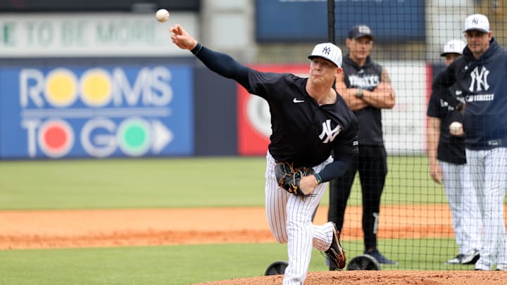 Feb 20, 2025; Tampa, FL, USA; New York Yankees pitcher Ian Hamilton (71) throws the ball during work outs at George M. Steinbrenner Field. Feb 20, 2025; Tampa, FL, USA; New York Yankees pitcher Ian Hamilton (71) throws the ball during work outs at George M. Steinbrenner Field.