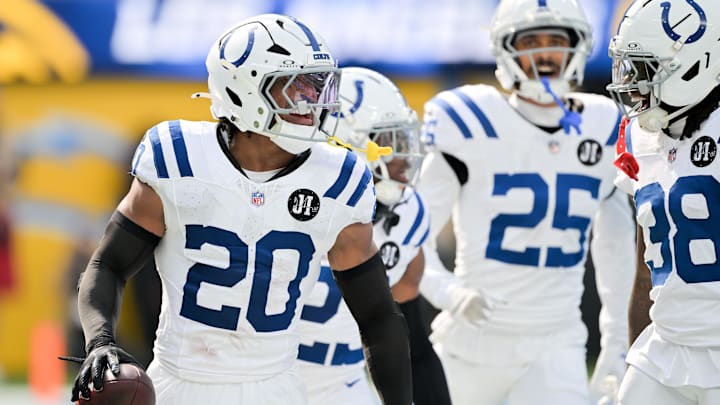Oct 19, 2025; Inglewood, California, USA; Indianapolis Colts safety Nick Cross (20) celebrates an interception in the first half against the Los Angeles Chargers at SoFi Stadium. Mandatory Credit: Jayne Kamin-Oncea-Imagn Images Oct 19, 2025; Inglewood, California, USA; Indianapolis Colts safety Nick Cross (20) celebrates an interception in the first half against the Los Angeles Chargers at SoFi Stadium. Mandatory Credit: Jayne Kamin-Oncea-Imagn Images