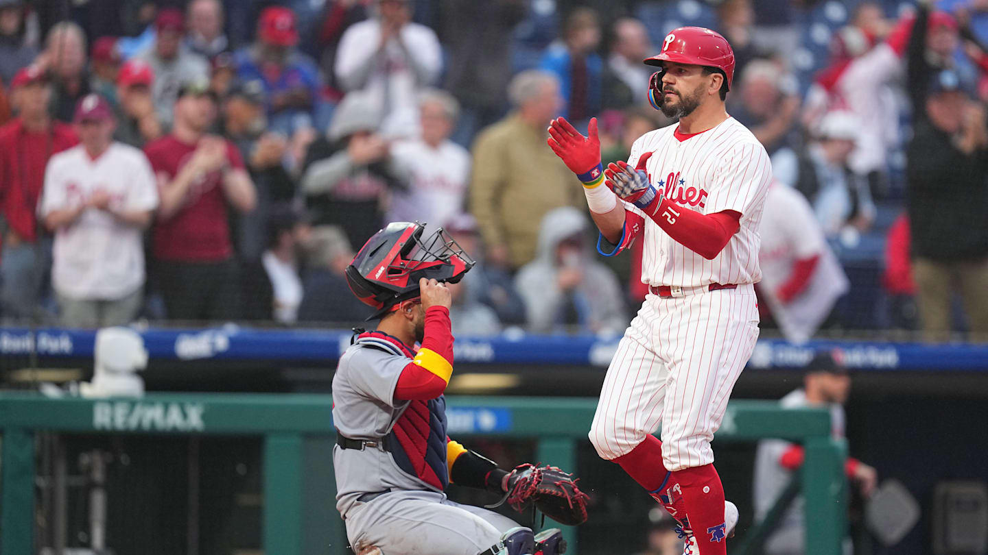 Kyle Schwarber's epic on-base streak puts him in elite company in Phillies history