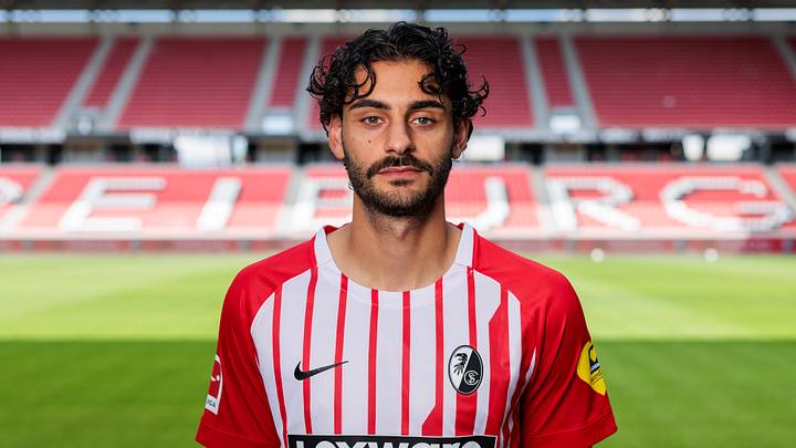 Eren Dinkci wird bald wieder das Werder-Trikot tragen Eren Dinkci wird bald wieder das Werder-Trikot tragen