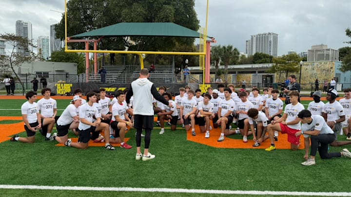 Elite 11 Miami Regional Campers Listen To Instructions 