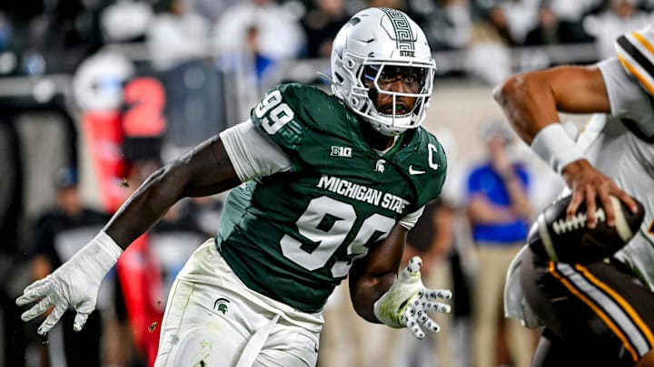 Michigan State's Quindarius Dunnigan pursues Western Michigan's Brady Jones during the fourth quarter on Friday, Aug. 29, 2025, in East Lansing.