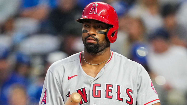 Jul 25, 2022; Kansas City, Missouri, USA; Los Angeles Angels left fielder Jo Adell (7) gets ready to