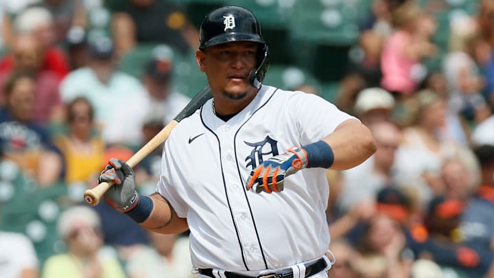 Miguel Cabrera tendrá un año más para alcanzar otras marcas