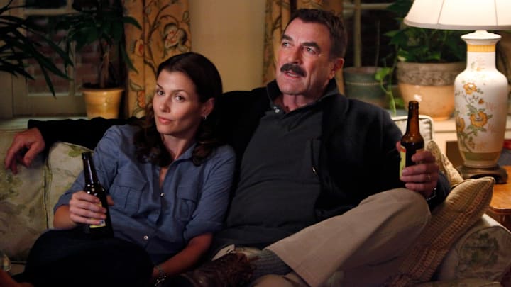 Bridget Moynahan as Erin Reagan and Tom Selleck as Frank Reagan in Blue Bloods season 1