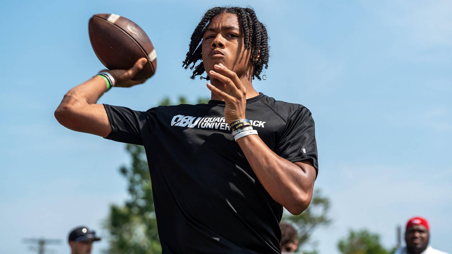 Identifying who could be Michigan Football's next five star quarterback commit