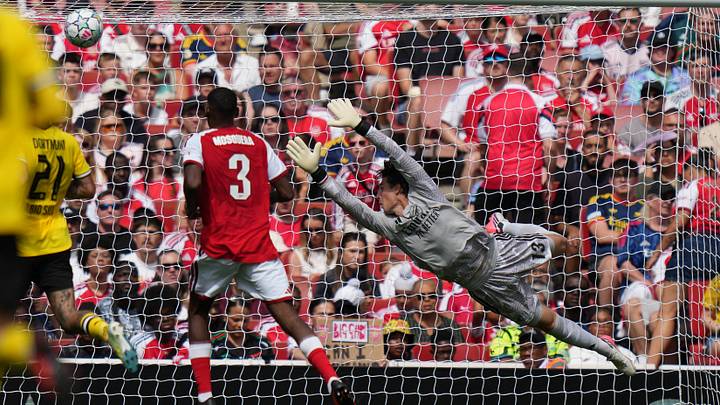 FBL-ENG-PR-GER-BUNDESLIGA-ARSENAL-DORTMUND-FRIENDLY