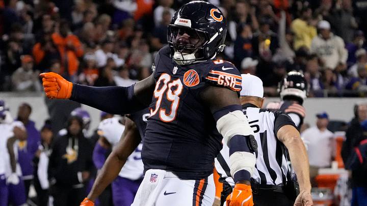 Chicago Bears defensive tackle Gervon Dexter Sr. (99) reacts after a sack against the Minnesota Vikings during the second half at Soldier Field. Mandatory Credit: David Banks-Imagn Images Chicago Bears defensive tackle Gervon Dexter Sr. (99) reacts after a sack against the Minnesota Vikings during the second half at Soldier Field. Mandatory Credit: David Banks-Imagn Images