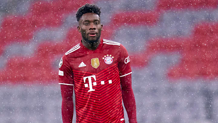 Javi Martínez erinnert sich an die ersten Schritte von Alphonso Davies