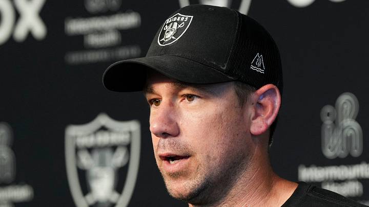 Las Vegas Raiders HC Klint Kubiak Las Vegas Raiders HC Klint Kubiak