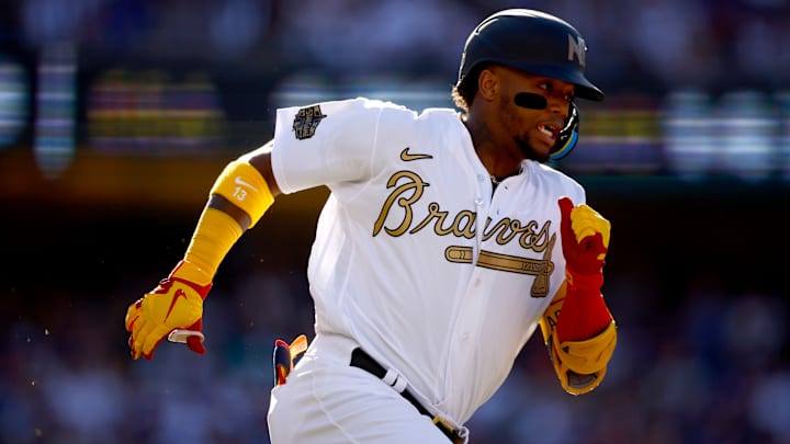 Ronald Acuña Jr. es uno de los mejores robadores de bases en MLB