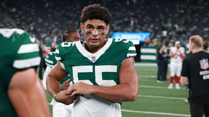 Aug 24, 2024; East Rutherford, New Jersey, USA; New York Jets linebacker Chazz Surratt (55) after the game at MetLife Stadium. Mandatory Credit: Vincent Carchietta-Imagn Images Aug 24, 2024; East Rutherford, New Jersey, USA; New York Jets linebacker Chazz Surratt (55) after the game at MetLife Stadium. Mandatory Credit: Vincent Carchietta-Imagn Images