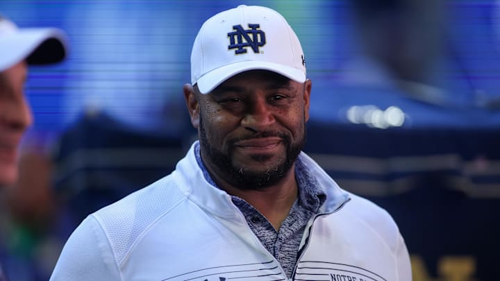 Oct 19, 2024; Atlanta, Georgia, USA; Former Notre Dame Fighting Irish running back Jerome Bettis on the field before a game against the Georgia Tech Yellow Jackets at Mercedes-Benz Stadium. 