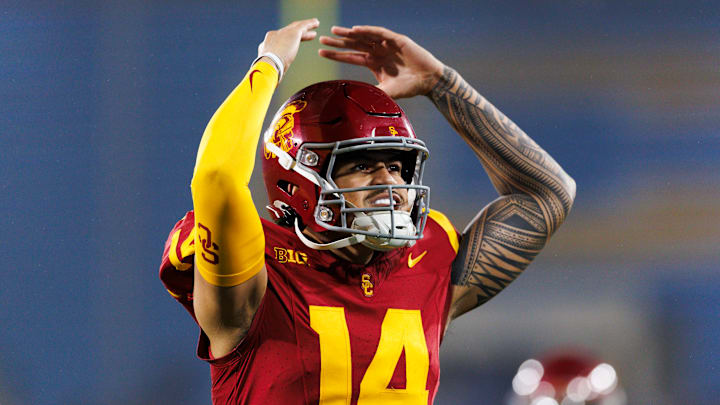 USC v UCLA