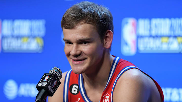 Feb 18, 2023; Salt Lake City, UT, USA; Philadelphia 76ers guard Mac McClung at press conference after winning the slam dunk contest at the 2023 All Star Saturday Night at Vivint Arena. Mandatory Credit: Kirby Lee-Imagn Images Feb 18, 2023; Salt Lake City, UT, USA; Philadelphia 76ers guard Mac McClung at press conference after winning the slam dunk contest at the 2023 All Star Saturday Night at Vivint Arena. Mandatory Credit: Kirby Lee-Imagn Images