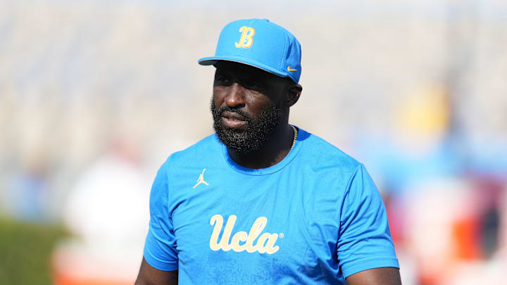 Sep 14, 2024; Pasadena, California, USA; UCLA Bruins head coach DeShaun Foster reacts in the first half against the Indiana Hoosiers at Rose Bowl. Mandatory Credit: Kirby Lee-Imagn Images