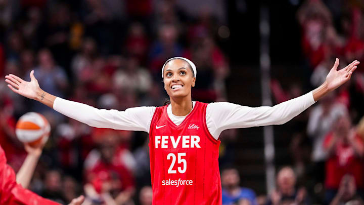 Indiana Fever forward DeWanna Bonner (25) celebrates after becoming the third all-time leading scorer in WNBA history Saturday, May 17, 2025, during a game between the Indiana Fever and the Chicago Sky at Gainbridge Fieldhouse in Indianapolis. The Indiana Fever defeated the Chicago Sky, 93-58.
